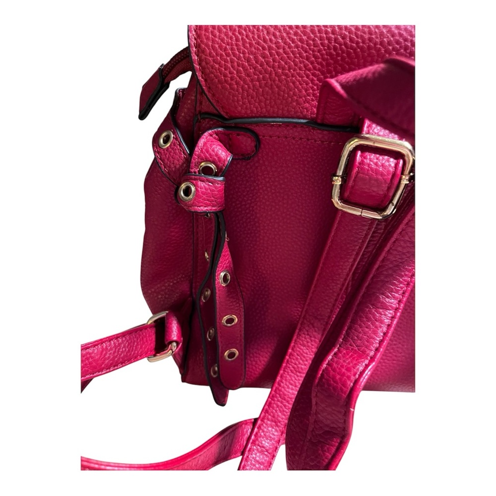 Red Mini Backpack - Unknown Brand - Used - Picture 5 of 6